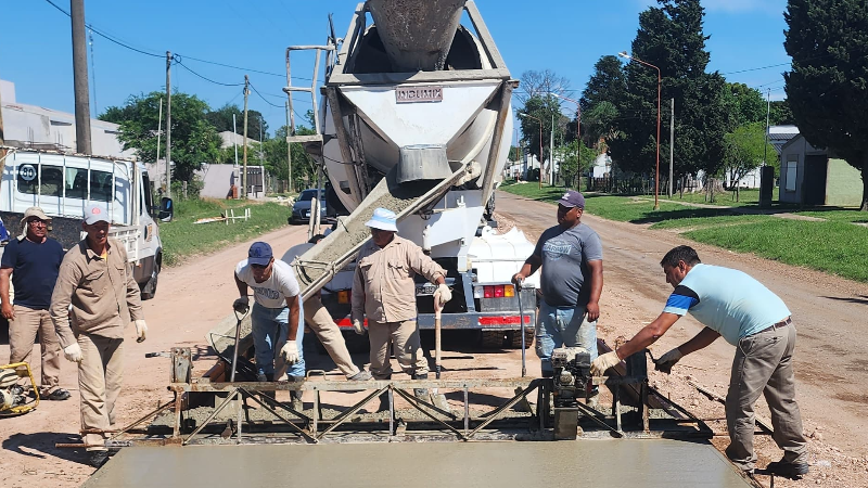 "REINICIO DE LA OBRA DE PAVIMENTACIÓN DE AV. 25 DE MAYO"