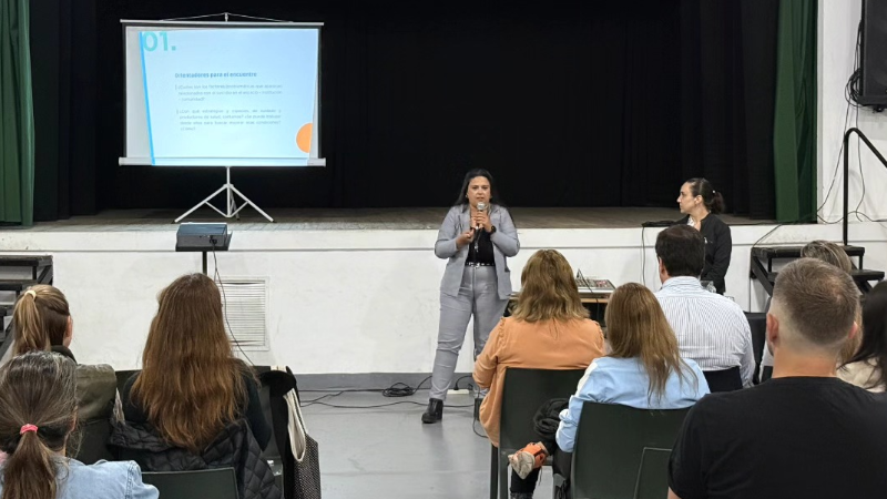 SE REALIZÓ UN CONVERSATORIO SOBRE PREVENCIÓN DEL SUICIDIO EN CONJUNTO CON EQUIPOS DE SALUD MENTAL